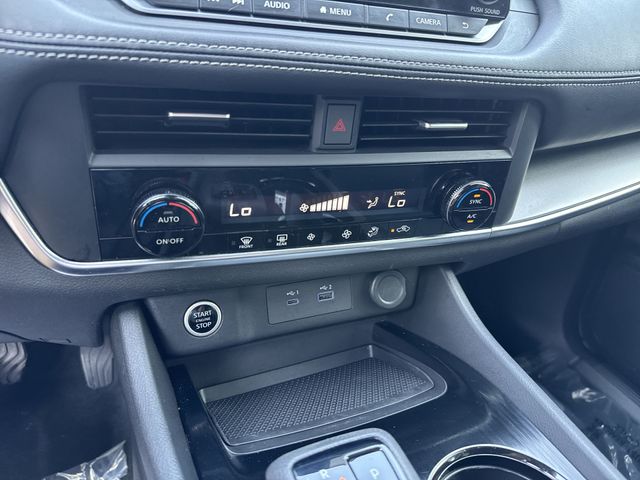 Used 2023 Blue Nissan SV image 21