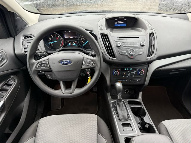 2017 Ford Escape SE Gray at Community Kia