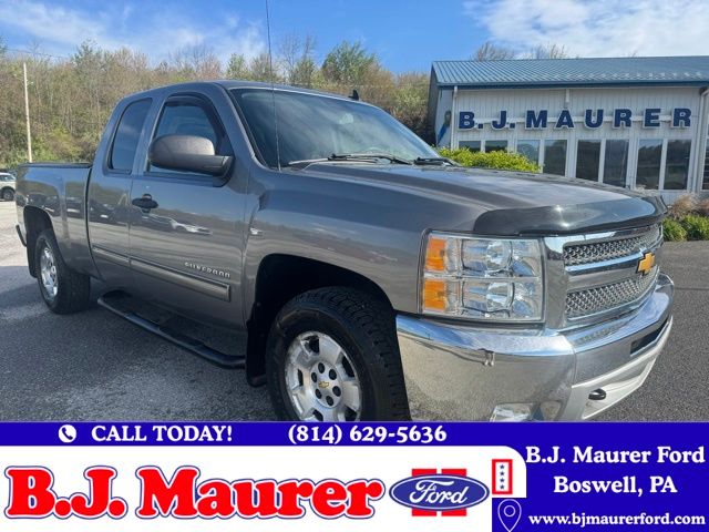 Graystone Metallic 2012 Chevrolet Silverado 1500 LT Extended Cab 4WD Pickup Truck Four-Wheel Drive 6-Speed Automatic Overdrive