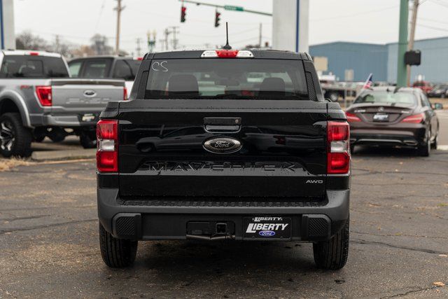 2024 Ford Maverick XLT photo