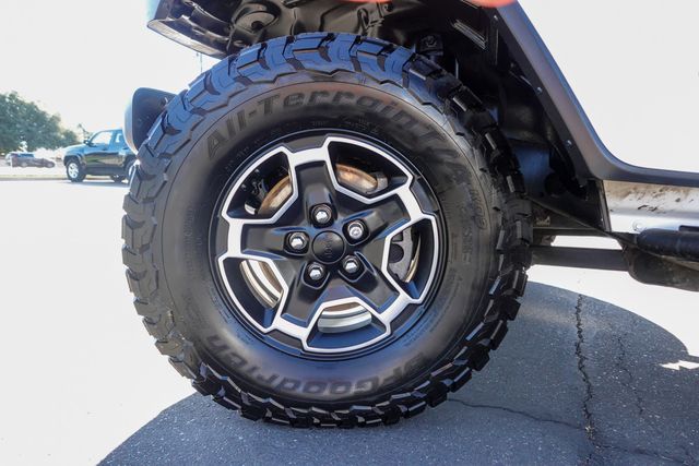 used 2021 Jeep Gladiator car, priced at $31,410