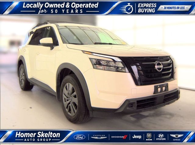 Pearl White 2024 Nissan Pathfinder SUV / Crossover All-Wheel Drive 9-Speed Automatic