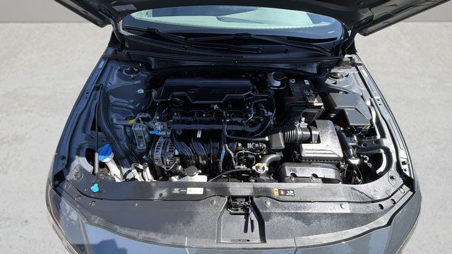 Used 2025 Gray Hyundai SEL Convenience image 33
