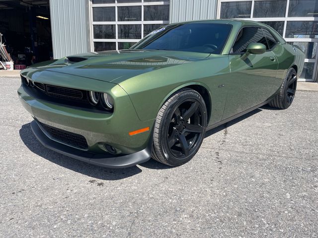 2022 Dodge Challenger R/T - Green exterior view 3
