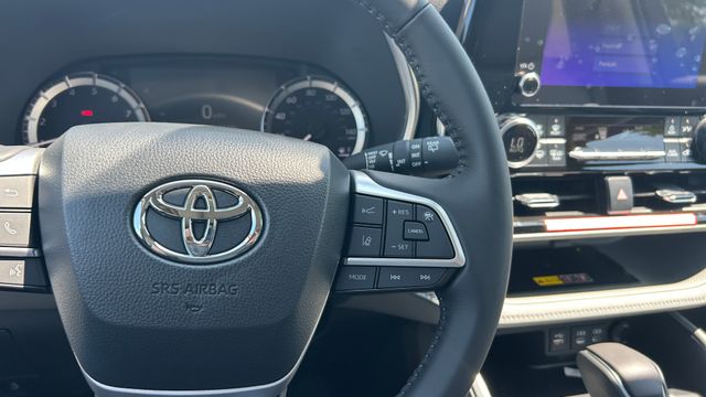 New 2026 Toyota Highlander SUV