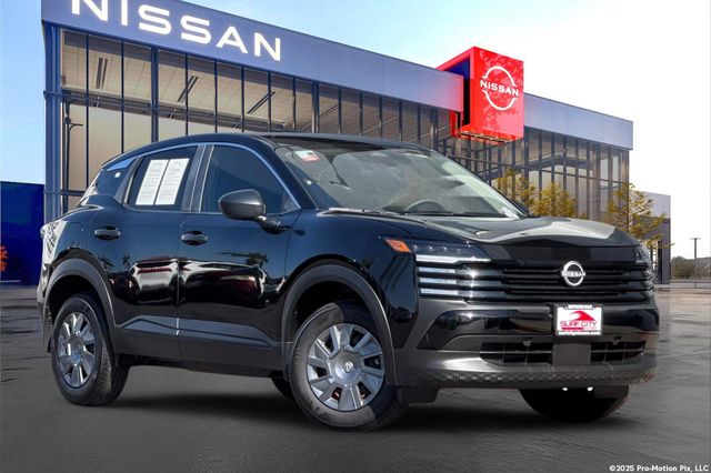 2025 Nissan Kicks S