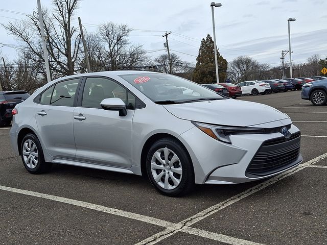 2025 Toyota Corolla Hybrid LE FWD