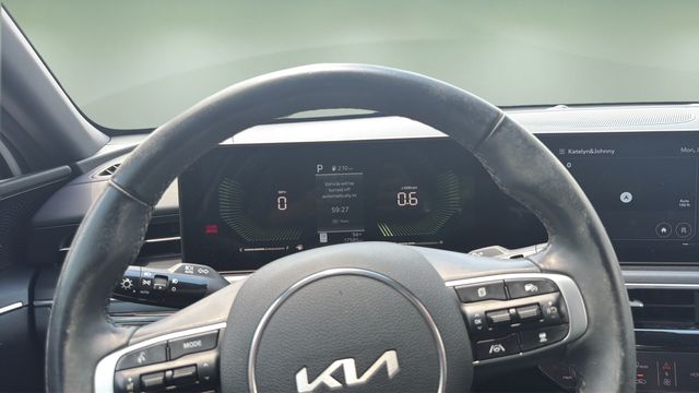 Used 2025 White Kia GT-Line image 22