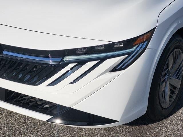 New 2026 White Nissan S image 7