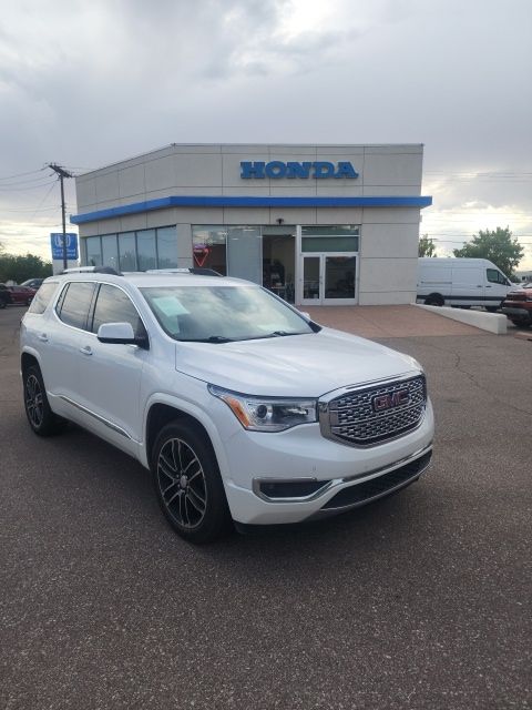 White Frost Tricoat 2017 GMC Acadia SUV / Crossover Front-Wheel Drive 6-Speed Automatic