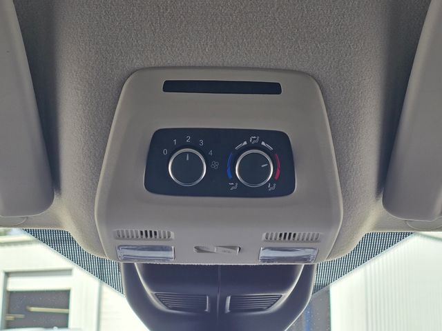 2025 Ford Transit-350 XLT:B02183