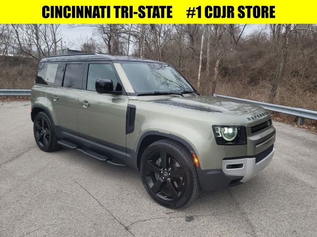 2020 Land Rover Defender 110 SE AWD