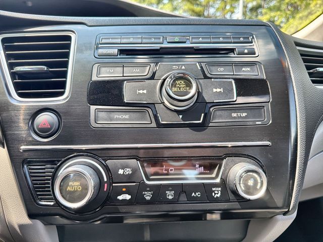 Used 2013  Honda EX image 18
