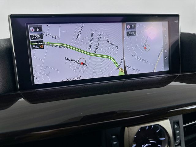 2016 Lexus LX 570 13