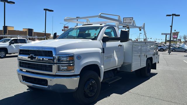 2024 Chevrolet Silverado 5500HD Work Truck 4