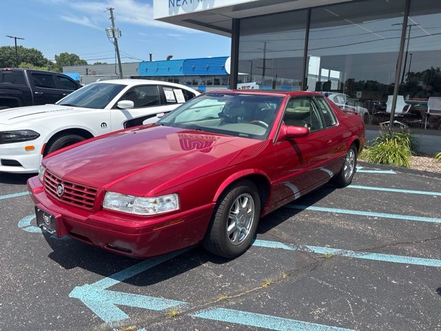 Red (Crimson Pearl) 2000 Cadillac Eldorado Coupe Front-Wheel Drive 4-Speed Automatic Overdrive