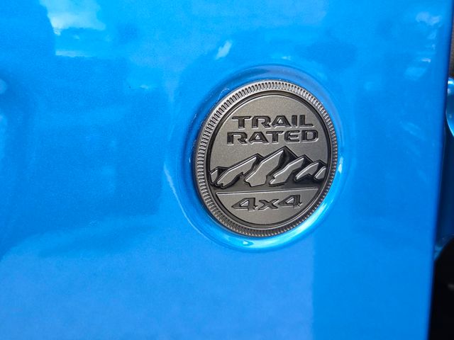 Used 2025 Blue Jeep Sahara image 33