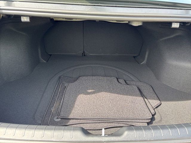 Used 2025 Gray Kia GT-Line image 31