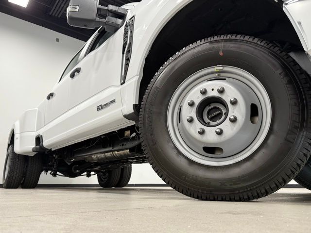 2025 Ford F-350SD XL photo