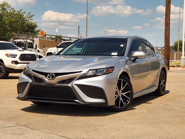 Celestial Silver Metallic 2022 Toyota Camry Sedan Front-Wheel Drive 8-Speed Automatic