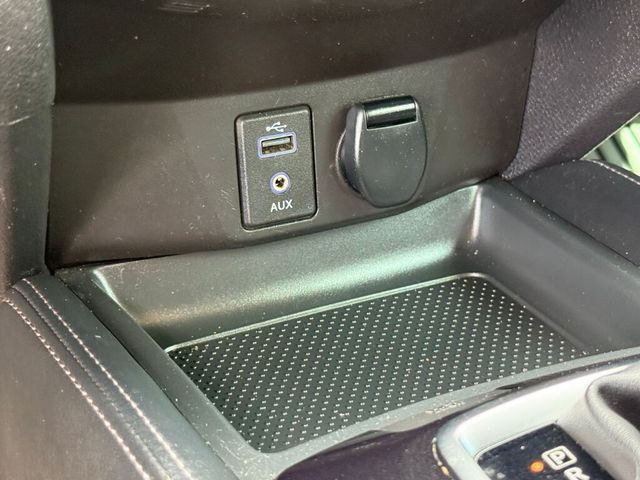 Thumbnail: 2017 Nissan Rogue - 24