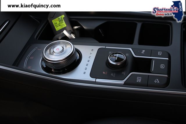 New 2026 Kia Sorento Hybrid SUV