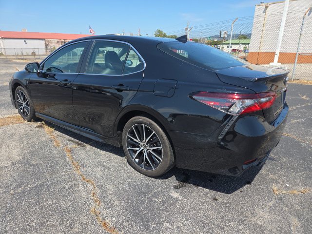 Used 2022 Toyota Camry Sedan