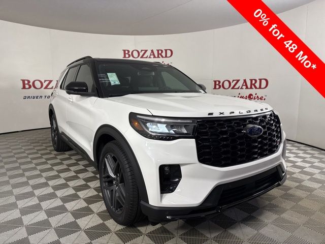 2025 Star White Metallic Tri-Coat Ford Explorer ST SUV