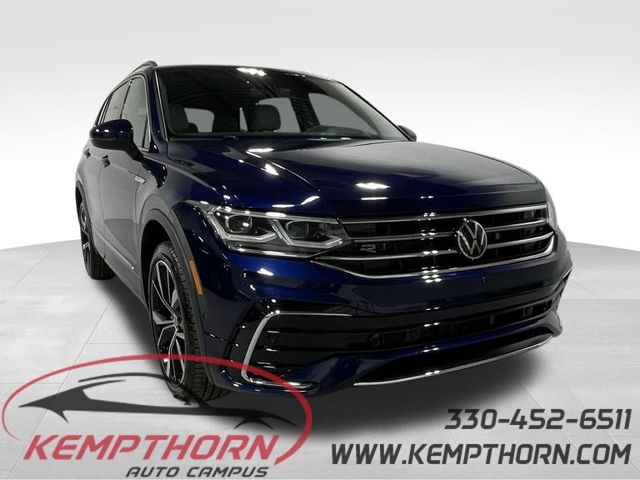 2024 Volkswagen Tiguan 2.0T SEL R-Line photo