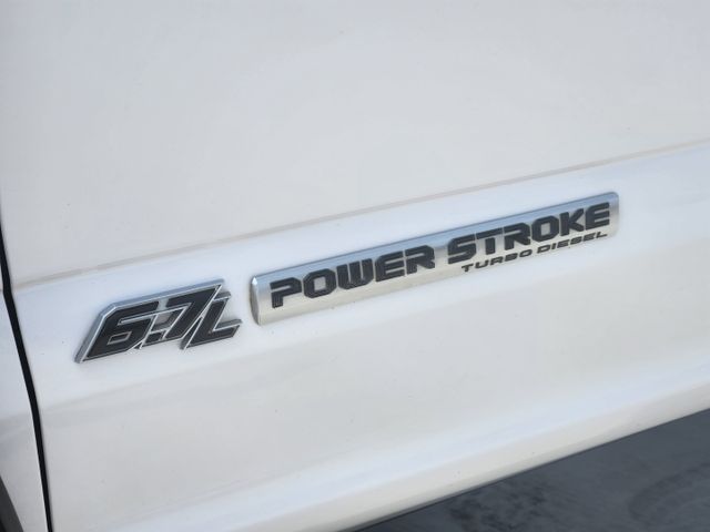 2019 White Platinum Metallic Tri-Coat Ford Super Duty F-250 SRW Limited 4X4 Truck