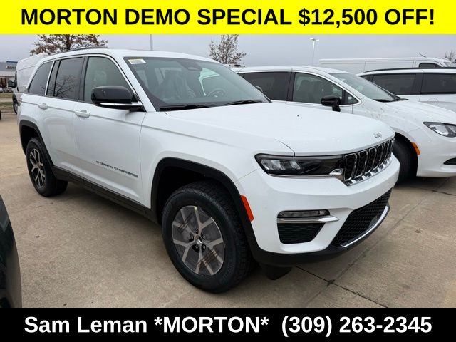 Bright White Clearcoat 2025 Jeep Grand Cherokee Limited 4WD SUV / Crossover Four-Wheel Drive 8-Speed Automatic