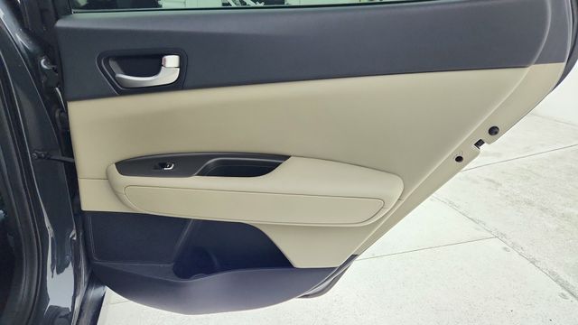 2016 Kia Optima LX Green at Autostrade