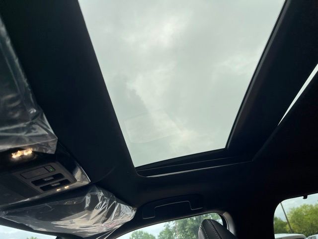MitsubishiOutlander30