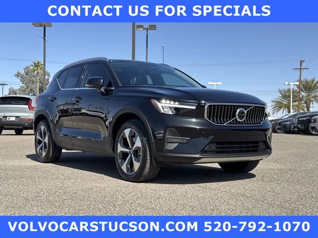 2025 Volvo XC40