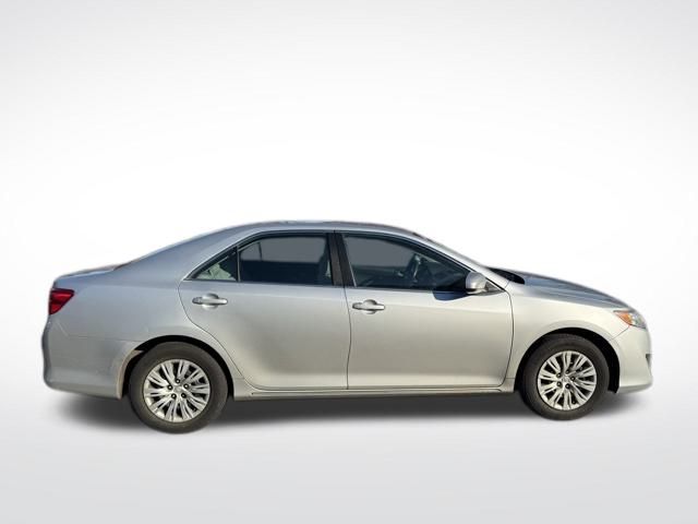 2013 Toyota Camry LE 5