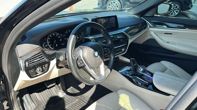 2018 BMW 5 Series 540i 14