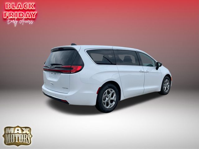 2024 Chrysler Pacifica Limited 15