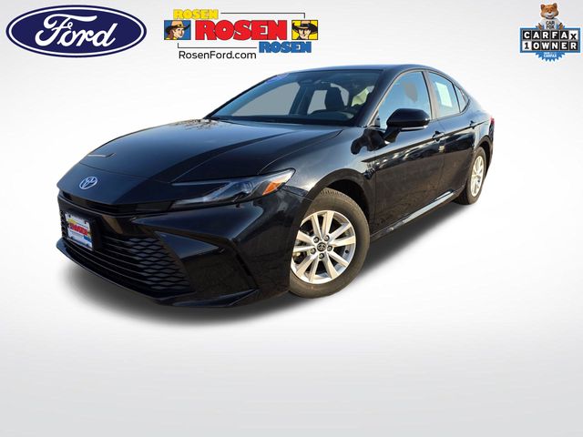 2025 Toyota Camry LE FWD