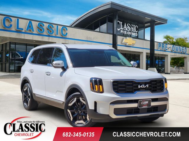 Glacial White Pearl 2024 Kia Telluride SUV / Crossover Front-Wheel Drive 8-Speed Automatic