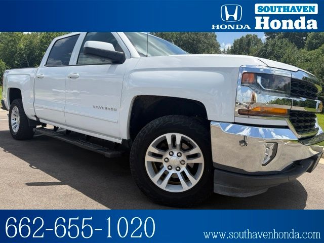 Summit White 2018 Chevrolet Silverado 1500 Pickup Truck Four-Wheel Drive 6-Speed Automatic Overdrive