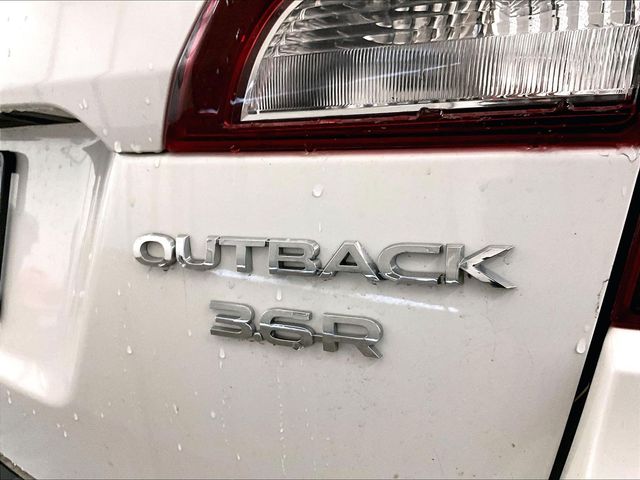 2017 Subaru Outback 3.6R White at Rafferty Subaru