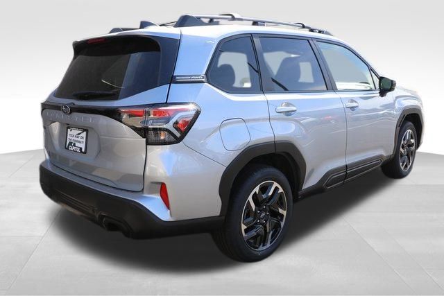 2025 Subaru Forester Limited 18