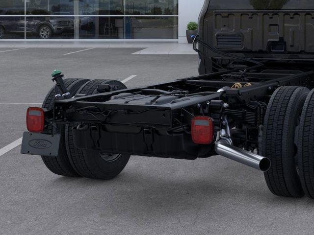 2025 Ford F-450 Chassis XL