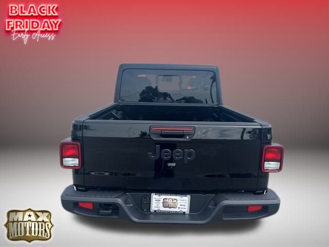 2024 Jeep Gladiator Sport 12