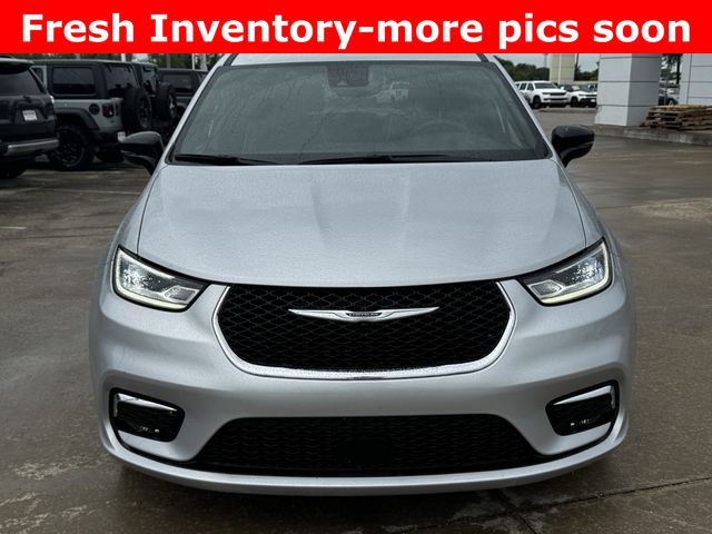 2026 Chrysler Pacifica Limited Silver at Bayshore Chrysler Jeep Dodge Ram