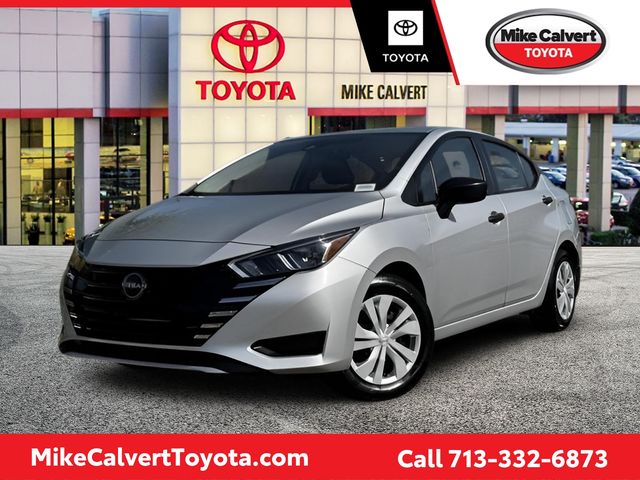 Brilliant Silver Metallic 2024 Nissan Versa Sedan Front-Wheel Drive Continuously Variable Transmission