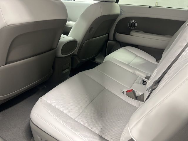 New 2026 Gray Hyundai SEL image 30