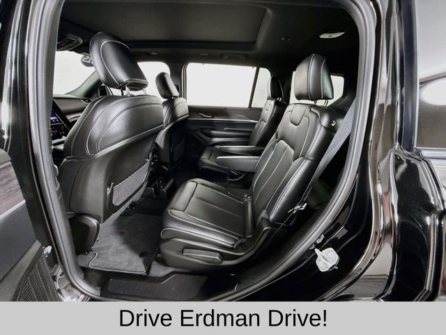 Used 2025 Jeep Grand Cherokee L SUV