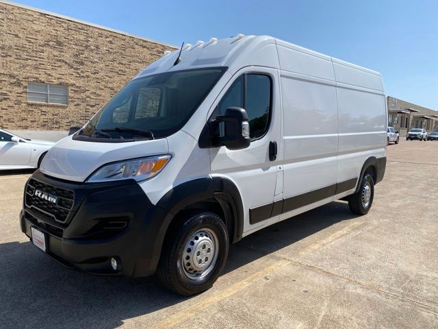 Bright White Clearcoat 2025 RAM ProMaster Van 9-Speed Automatic
