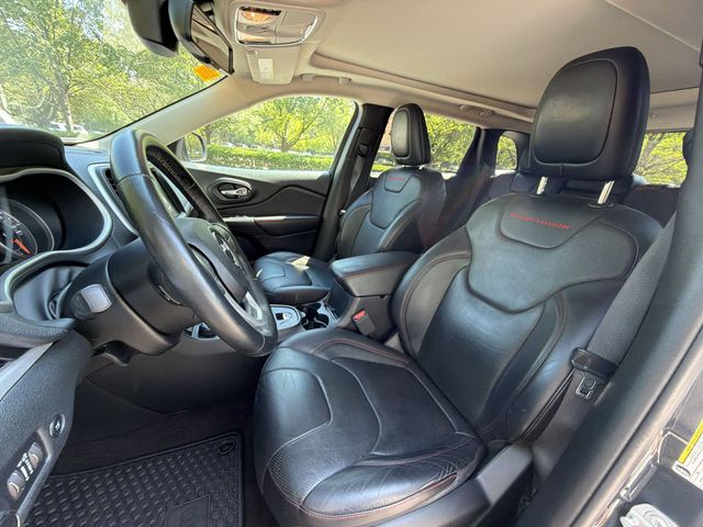 Used 2017 Black Jeep Trailhawk image 11